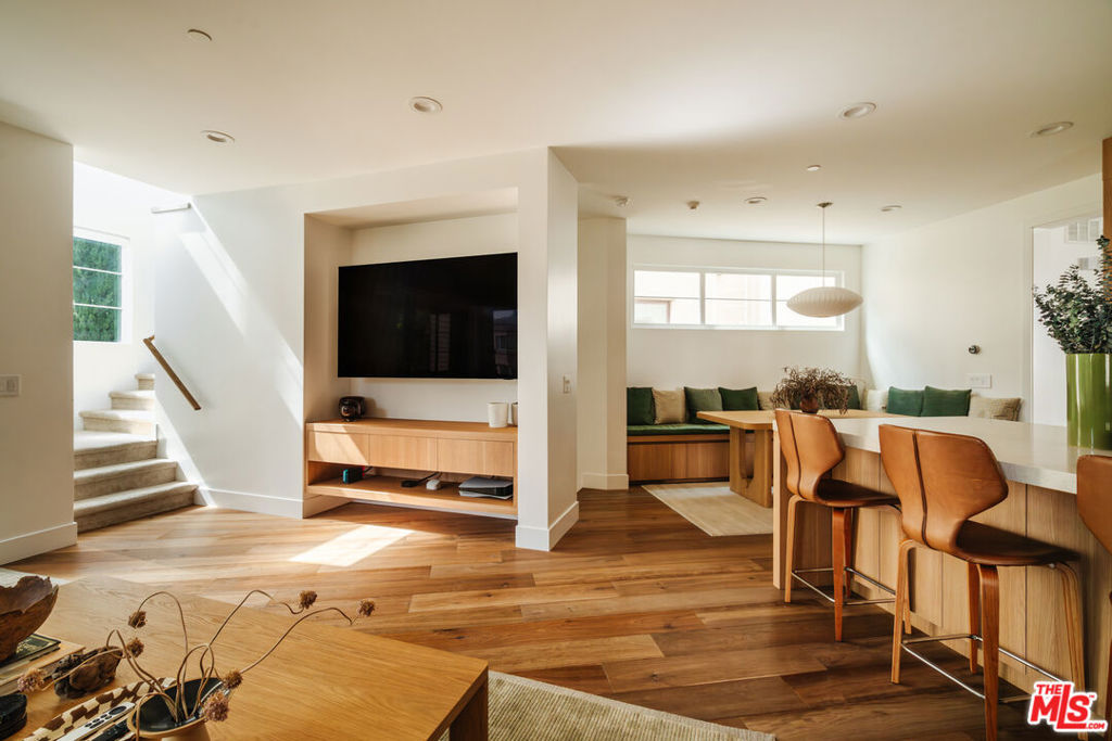 5837 N Lantern Court, Playa Vista, CA 90094