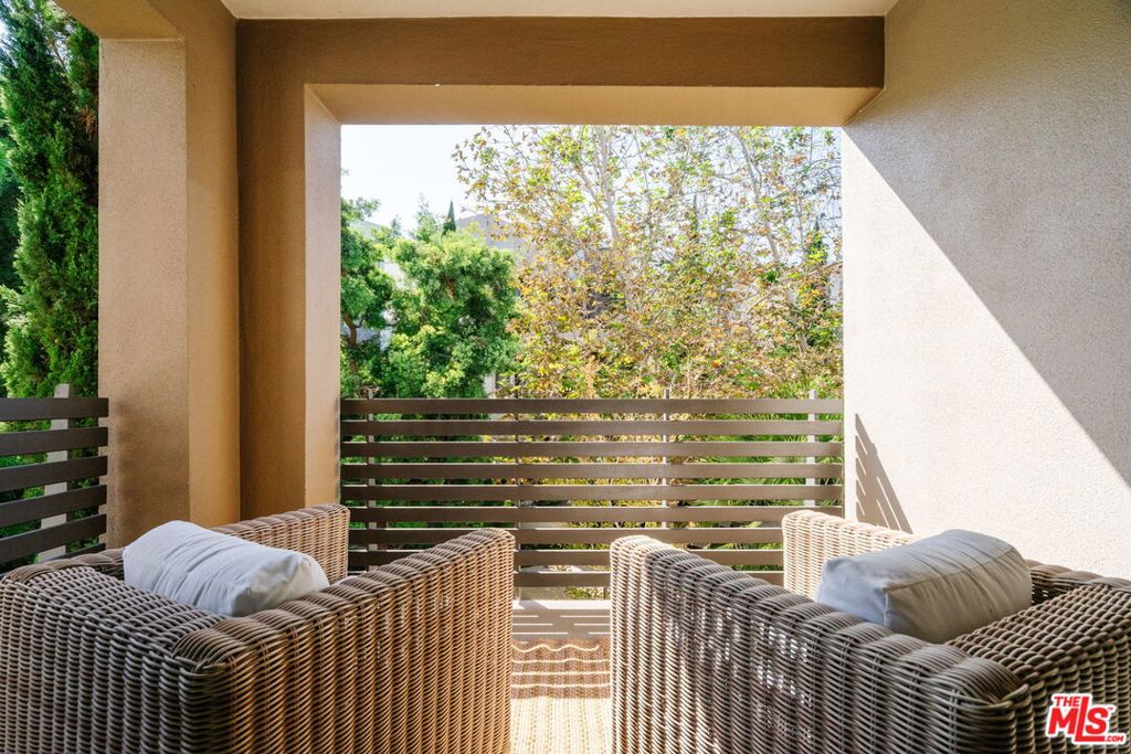 5837 N Lantern Court, Playa Vista, CA 90094