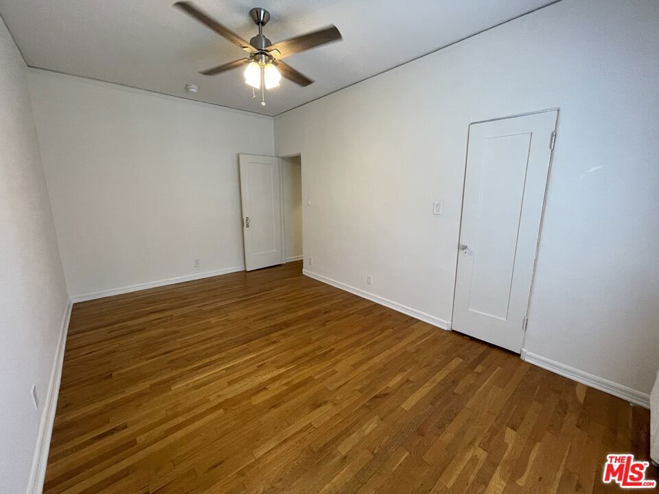 314 N Genesee Avenue, Los Angeles, CA 90036