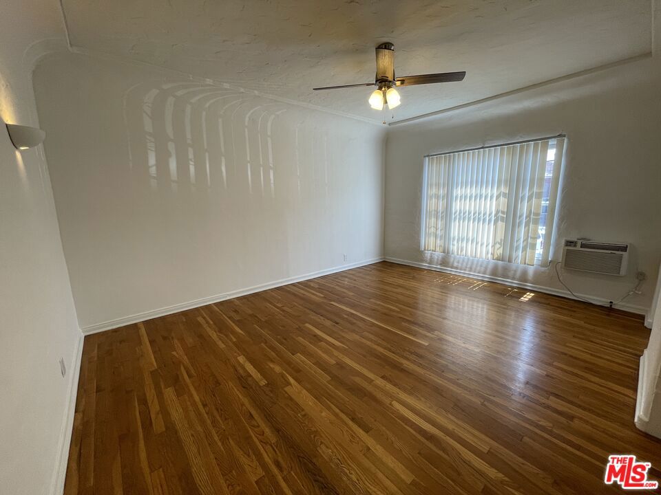 314 N Genesee Avenue, Los Angeles, CA 90036