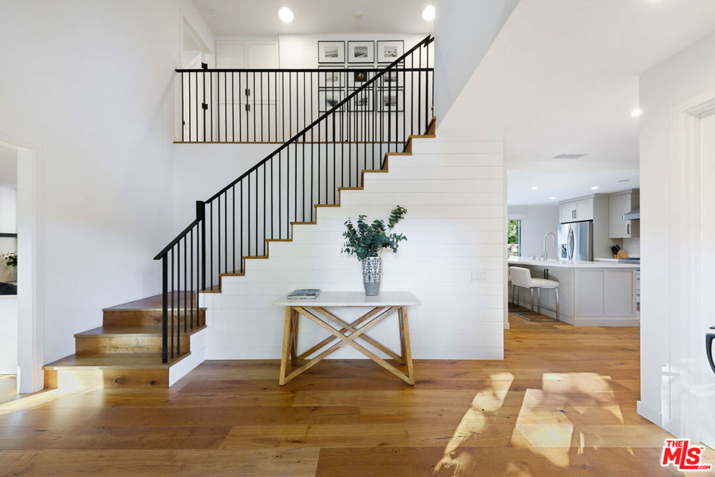 30601 Las Estrellas Drive, Malibu, CA 90265