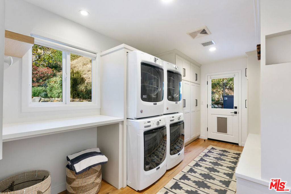 30601 Las Estrellas Drive, Malibu, CA 90265