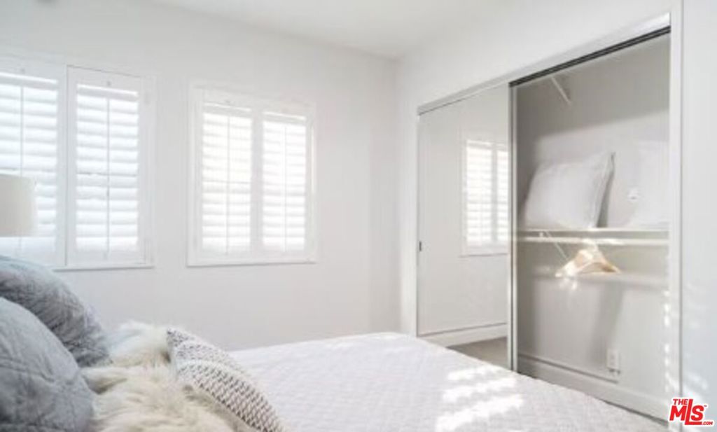 13223 Moorpark Street, Sherman Oaks, CA 91423