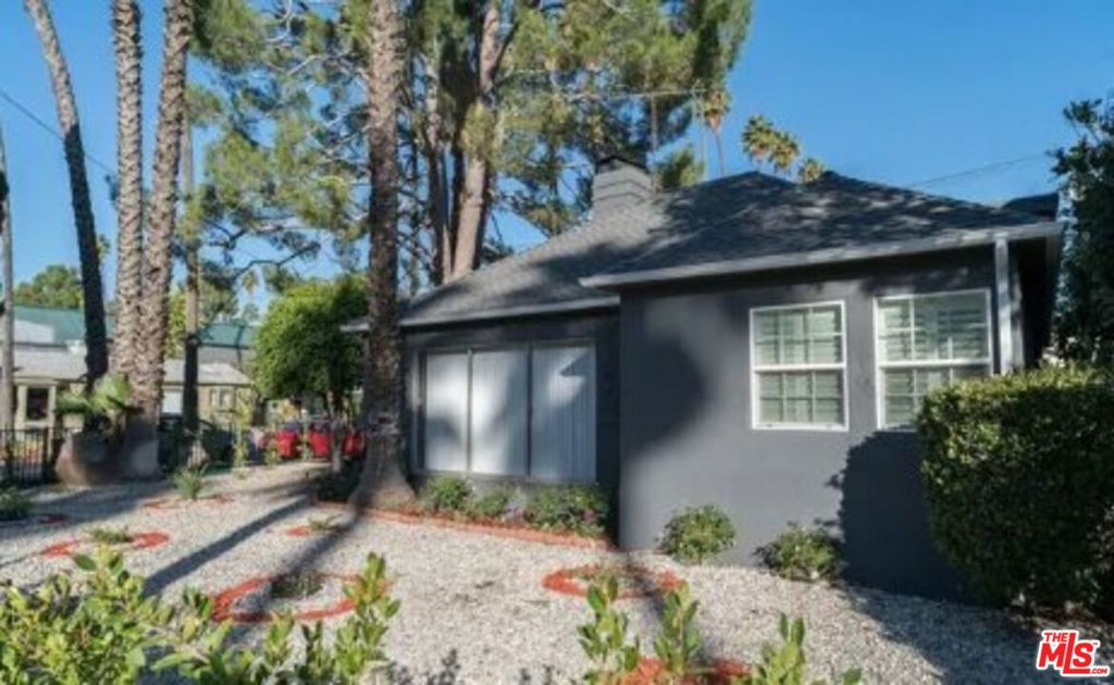 13223 Moorpark Street, Sherman Oaks, CA 91423