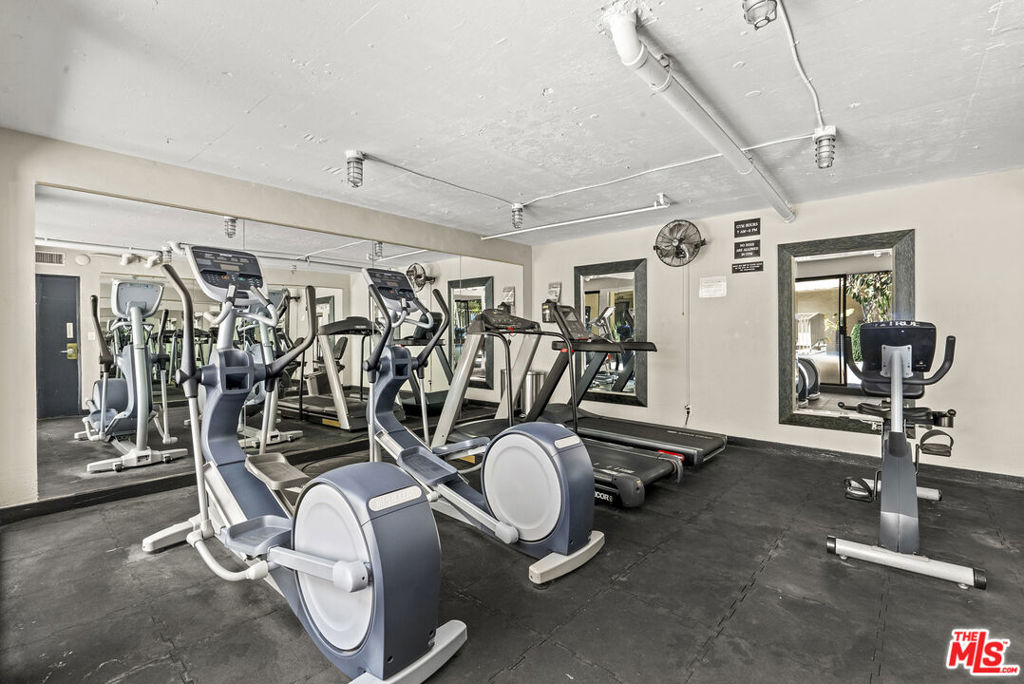 750 N Kings Road, #111, West Hollywood, CA 90069