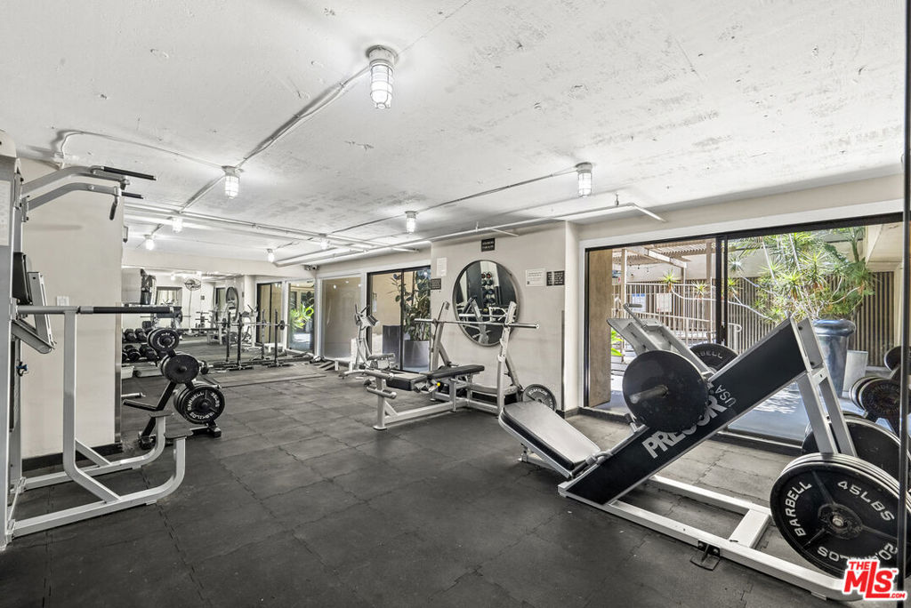 750 N Kings Road, #111, West Hollywood, CA 90069