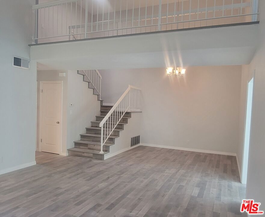 8740 Dartford Place, Inglewood, CA 90305 8740 Dartford Place, Inglewood, CA 90305