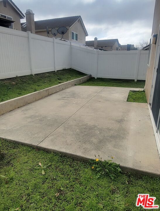 8740 Dartford Place, Inglewood, CA 90305