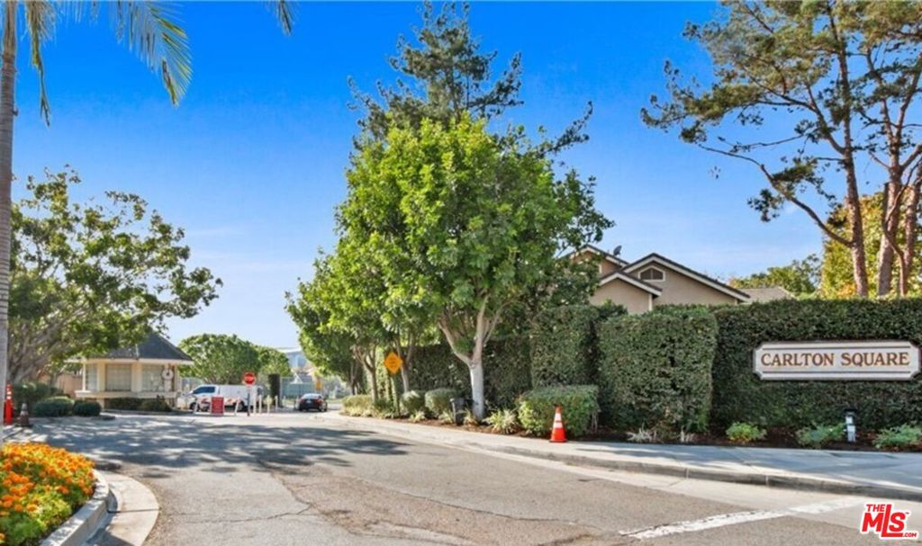 8740 Dartford Place, Inglewood, CA 90305
