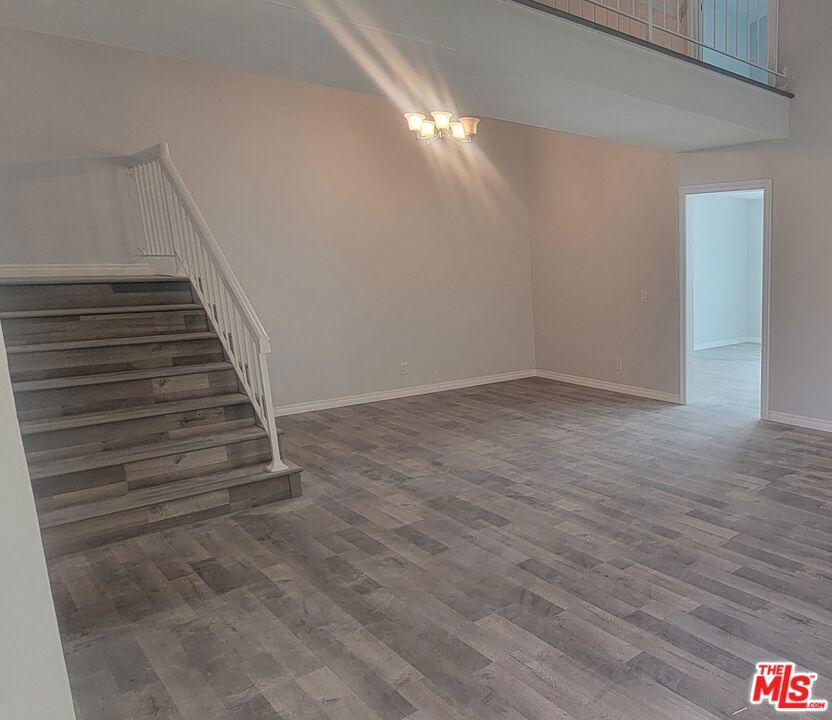 8740 Dartford Place, Inglewood, CA 90305 8740 Dartford Place, Inglewood, CA 90305