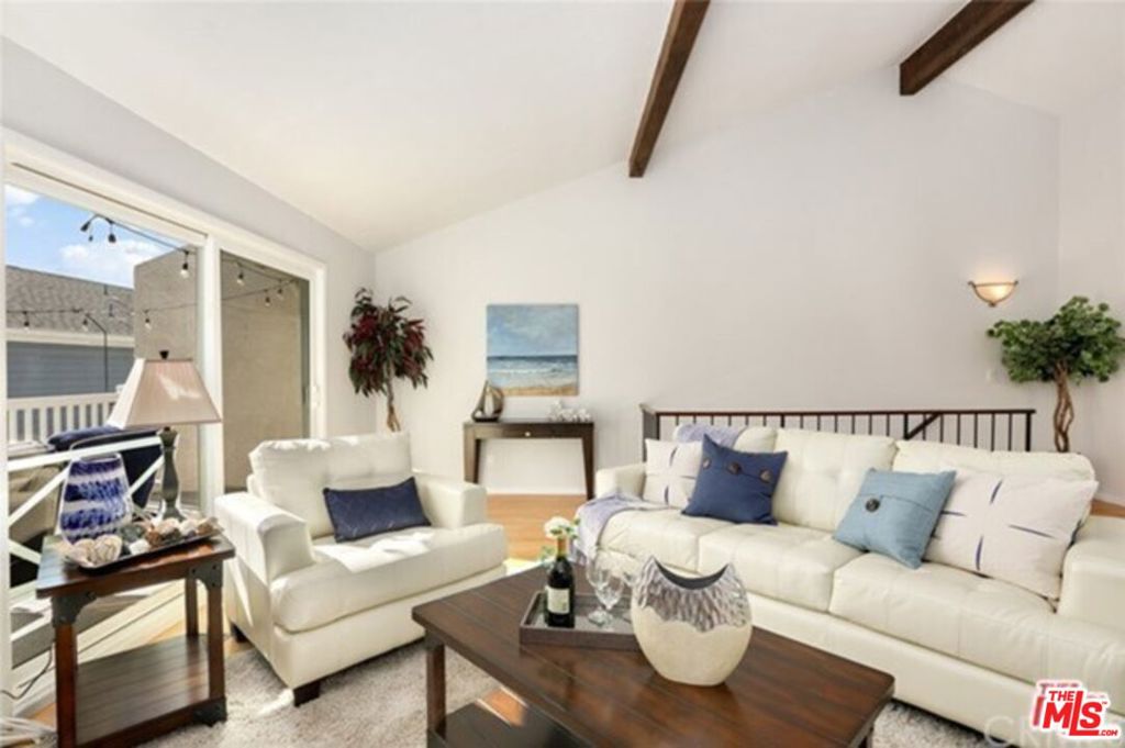 710 N GUADALUPE Avenue, #6, Redondo Beach, CA 90277 710 N GUADALUPE Avenue, #6, Redondo Beach, CA 90277
