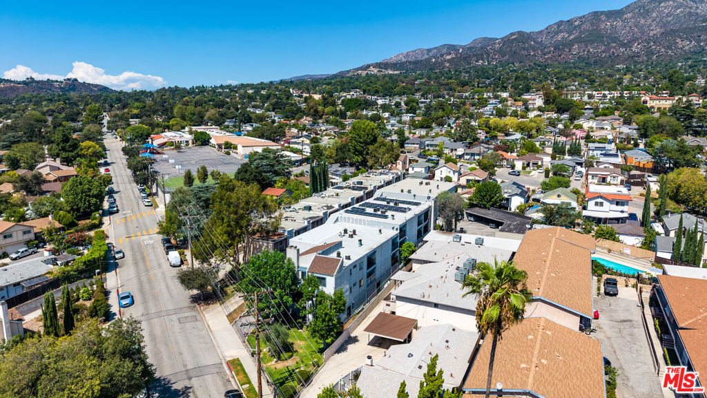 3239 Altura Avenue, La Crescenta, CA 91214 3239 Altura Avenue, La Crescenta, CA 91214
