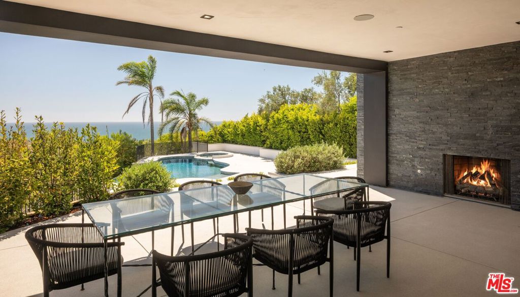 29800 Cuthbert Road, Malibu, CA 90265 29800 Cuthbert Road, Malibu, CA 90265