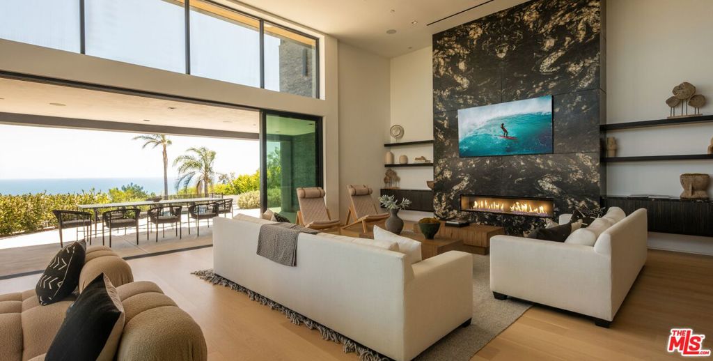 29800 Cuthbert Road, Malibu, CA 90265 29800 Cuthbert Road, Malibu, CA 90265