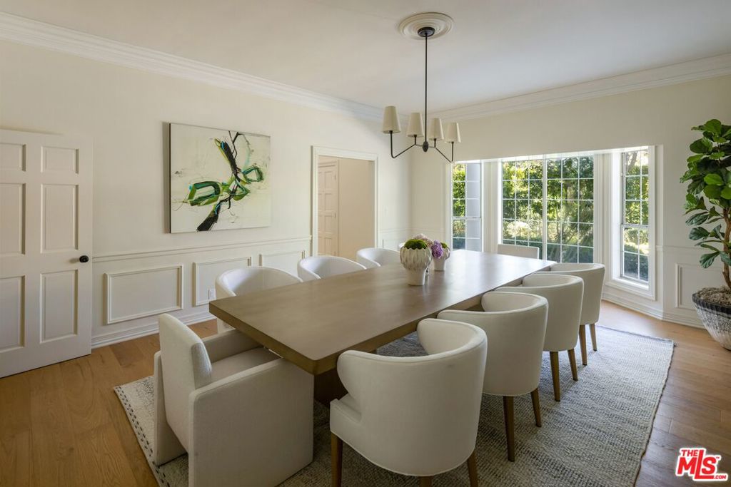 5180 W 2nd Street, Los Angeles, CA 90004