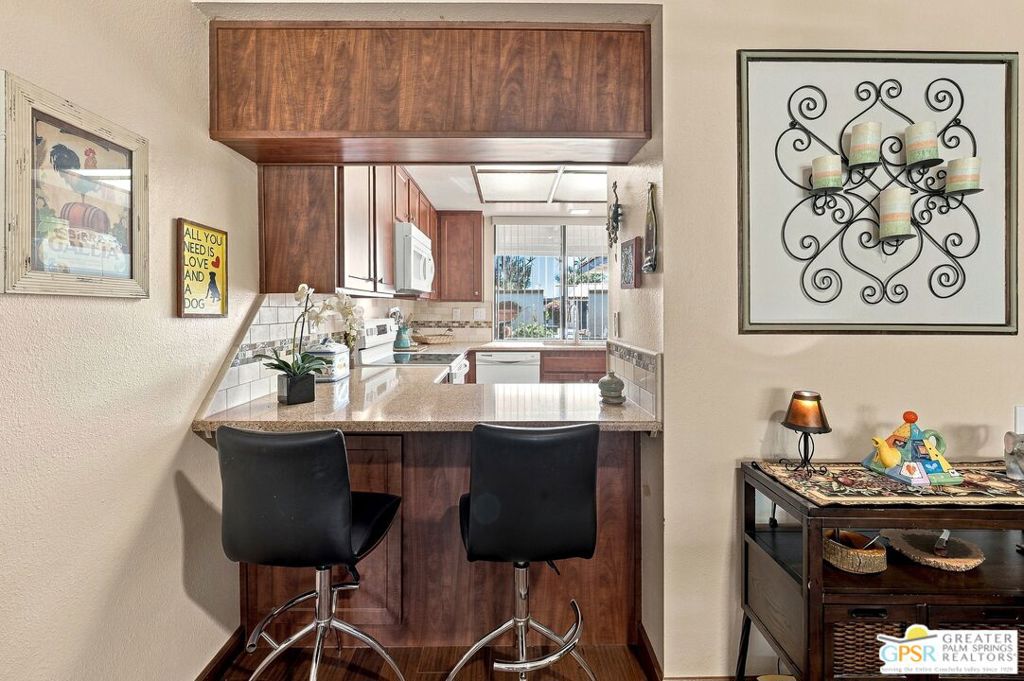 1850 Paseo Pelota, Palm Springs, CA 92262