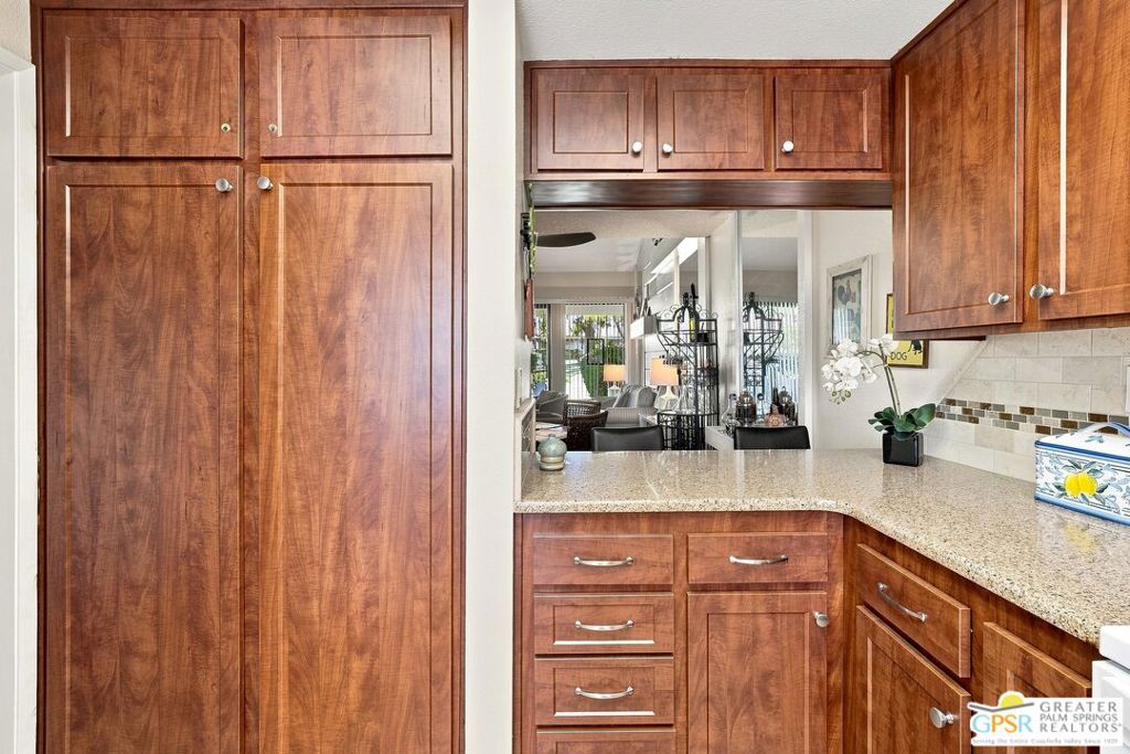 1850 Paseo Pelota, Palm Springs, CA 92262