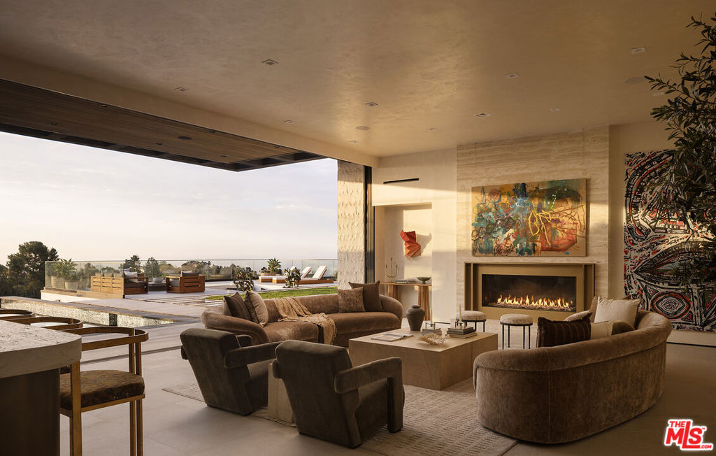 10850 Portofino Place, Los Angeles, CA 90077