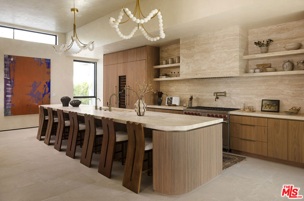 10850 Portofino Place, Los Angeles, CA 90077