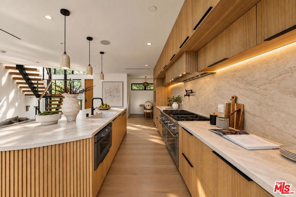 3721 Evans Street, Silver Lake, CA 90027
