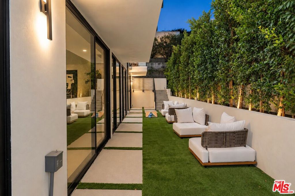 3721 Evans Street, Silver Lake, CA 90027
