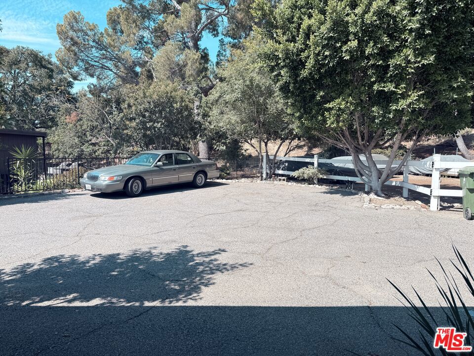 10517 Vail Drive, Sunland, CA 91040