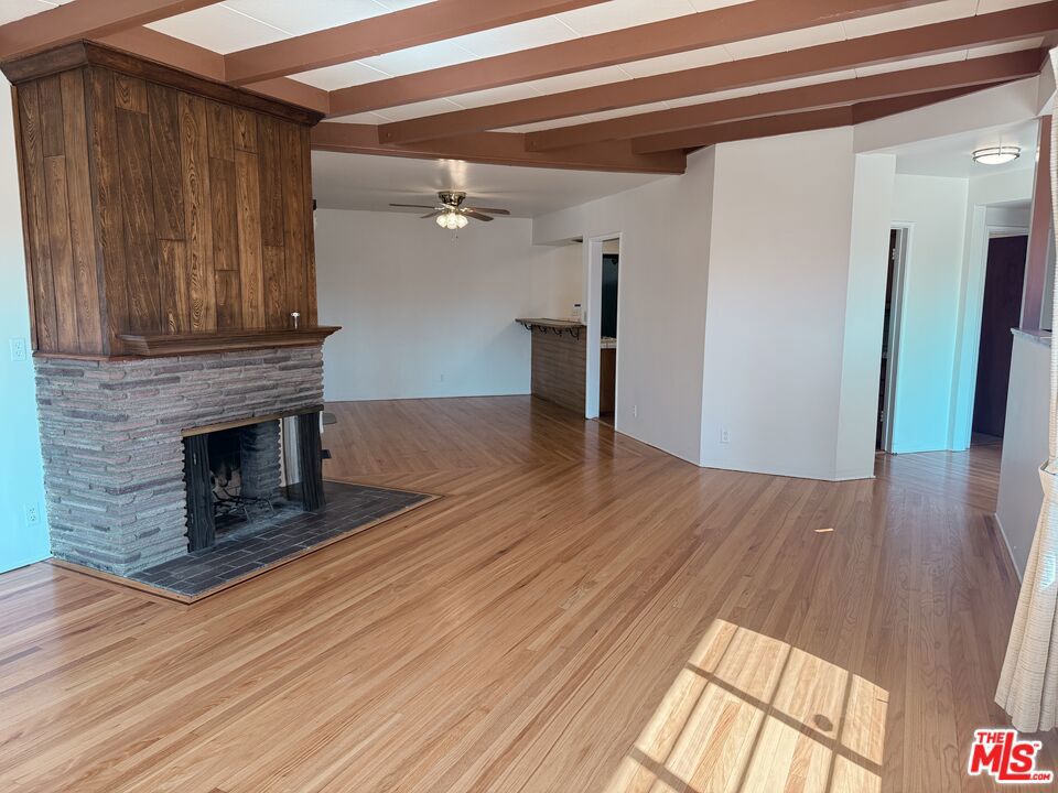 10517 Vail Drive, Sunland, CA 91040 10517 Vail Drive, Sunland, CA 91040