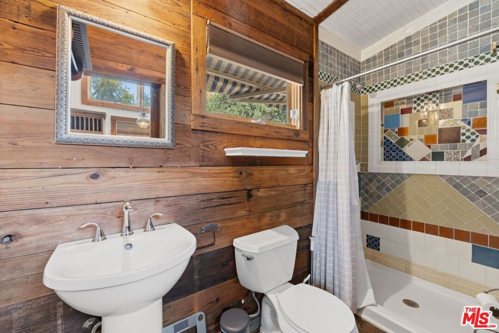 305 S Ventura Street, Ojai, CA 93023