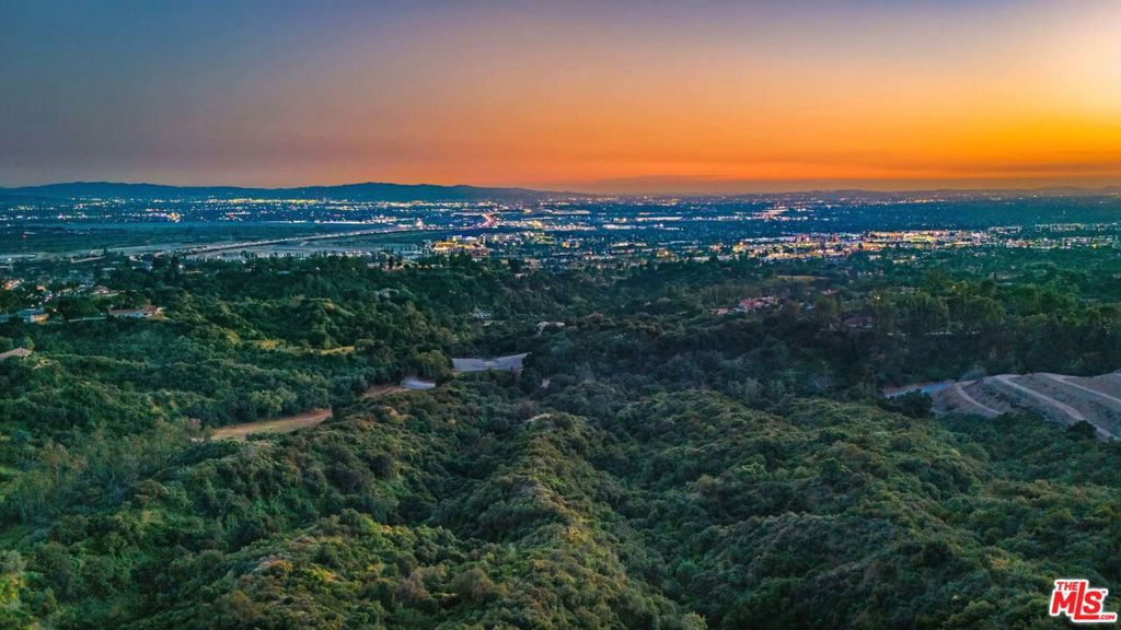 888 Bradbury Estates Road, Bradbury, CA 91008