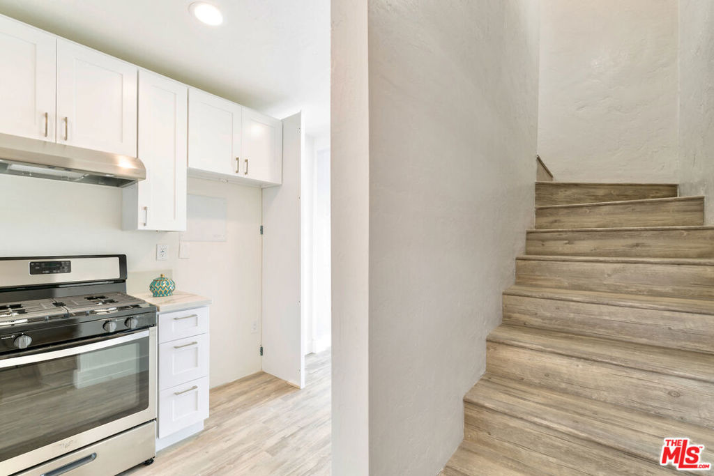 1836 The Strand, Hermosa Beach, CA 90254