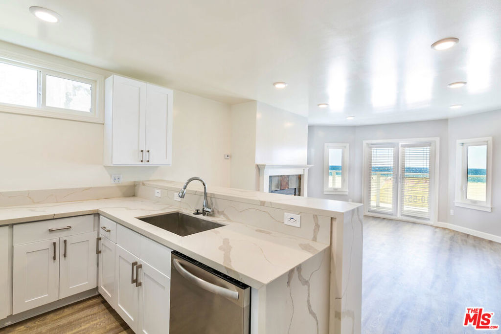 1836 The Strand, Hermosa Beach, CA 90254