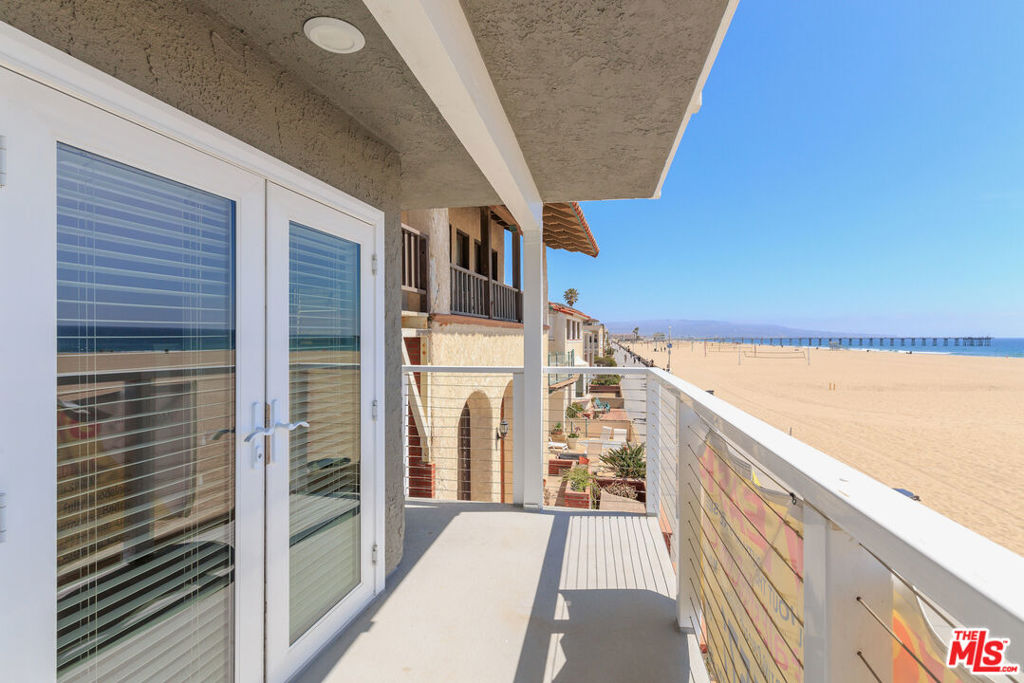 1836 The Strand, Hermosa Beach, CA 90254