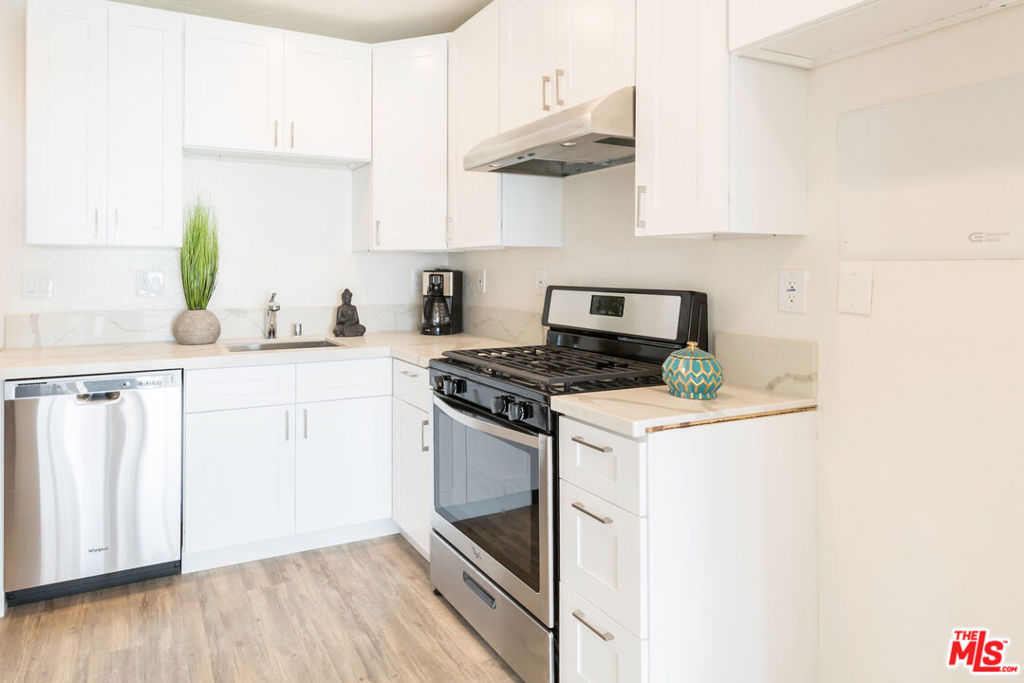 1836 The Strand, Hermosa Beach, CA 90254