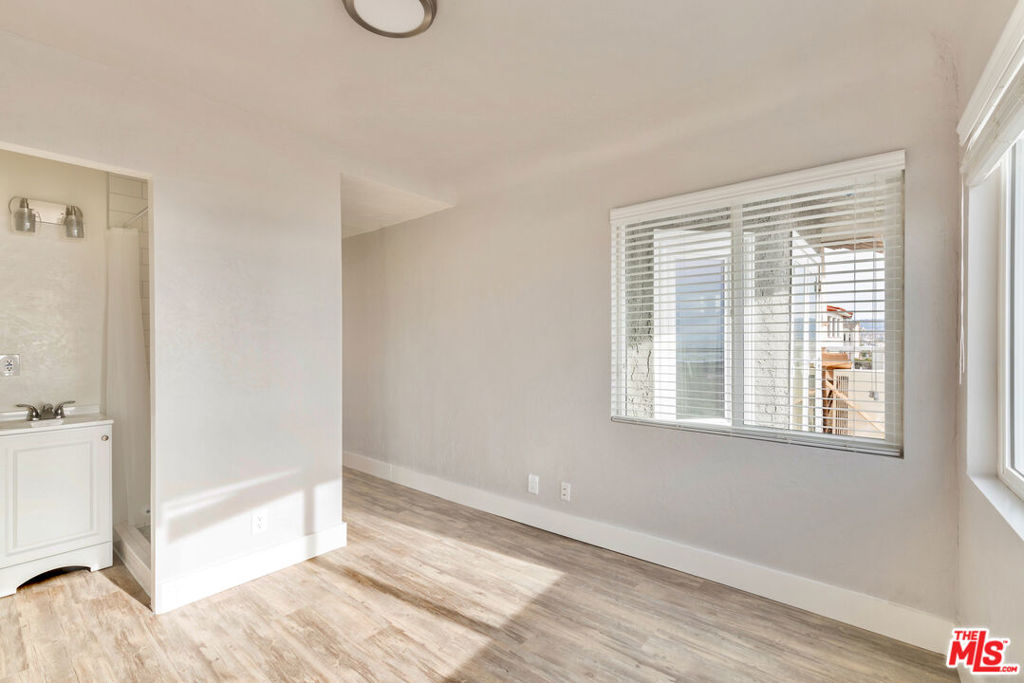 1836 The Strand, Hermosa Beach, CA 90254