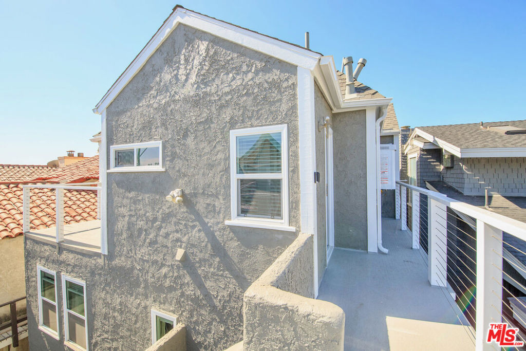 1836 The Strand, Hermosa Beach, CA 90254