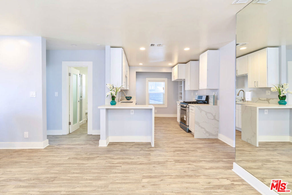 1836 The Strand, Hermosa Beach, CA 90254