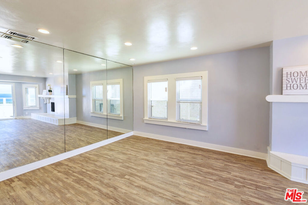 1836 The Strand, Hermosa Beach, CA 90254
