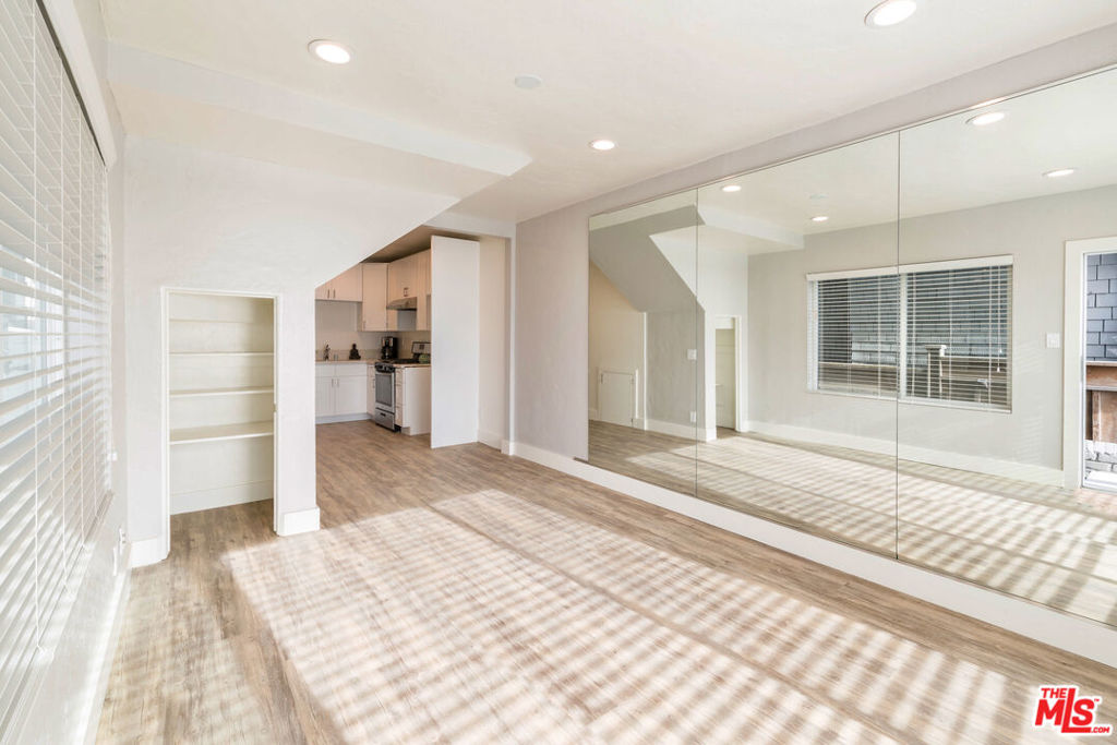 1836 The Strand, Hermosa Beach, CA 90254
