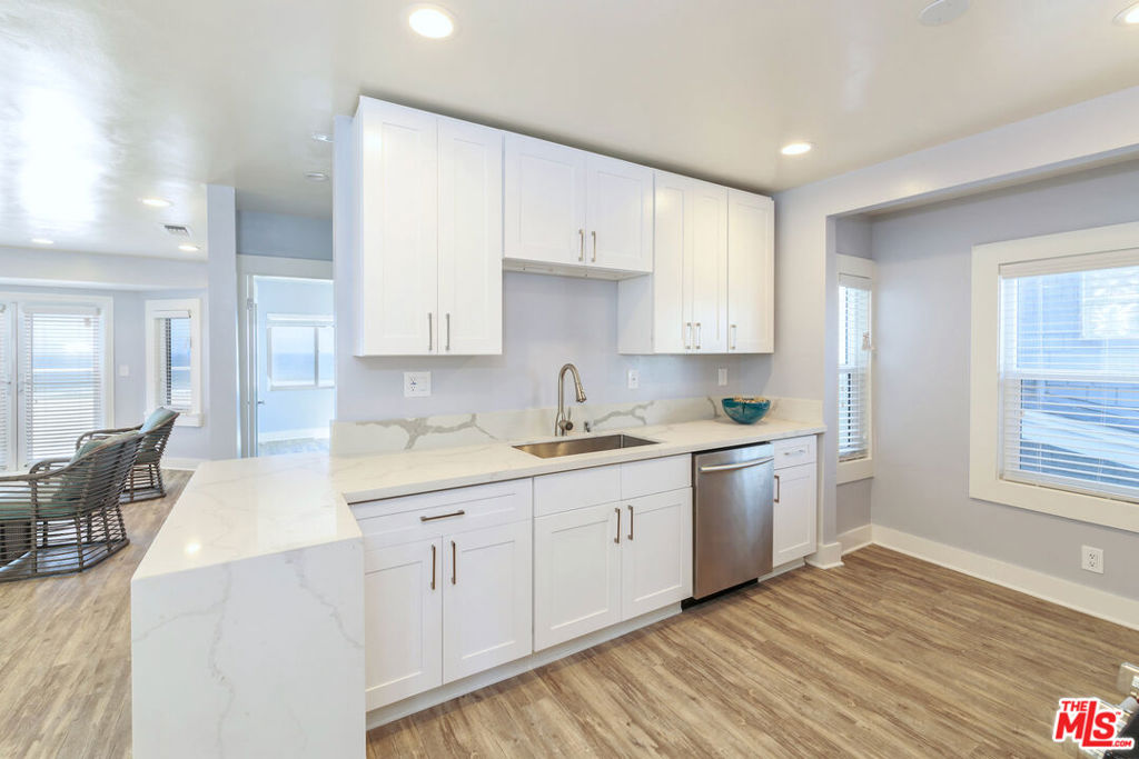 1836 The Strand, Hermosa Beach, CA 90254