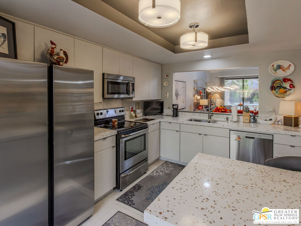 68677 Calle Mancha, Cathedral City, CA 92234