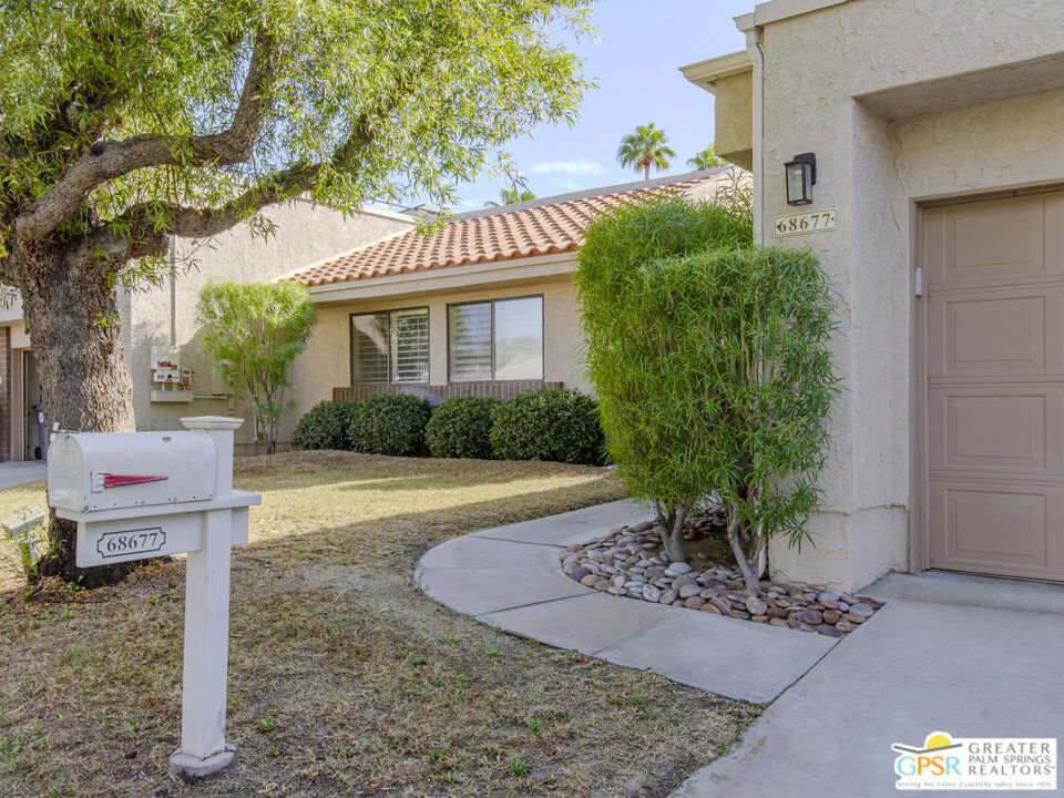 68677 Calle Mancha, Cathedral City, CA 92234
