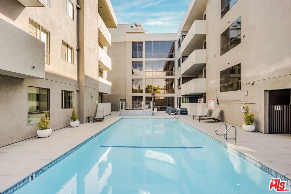 12115 San Vicente Boulevard, #415, Los Angeles, CA 90049