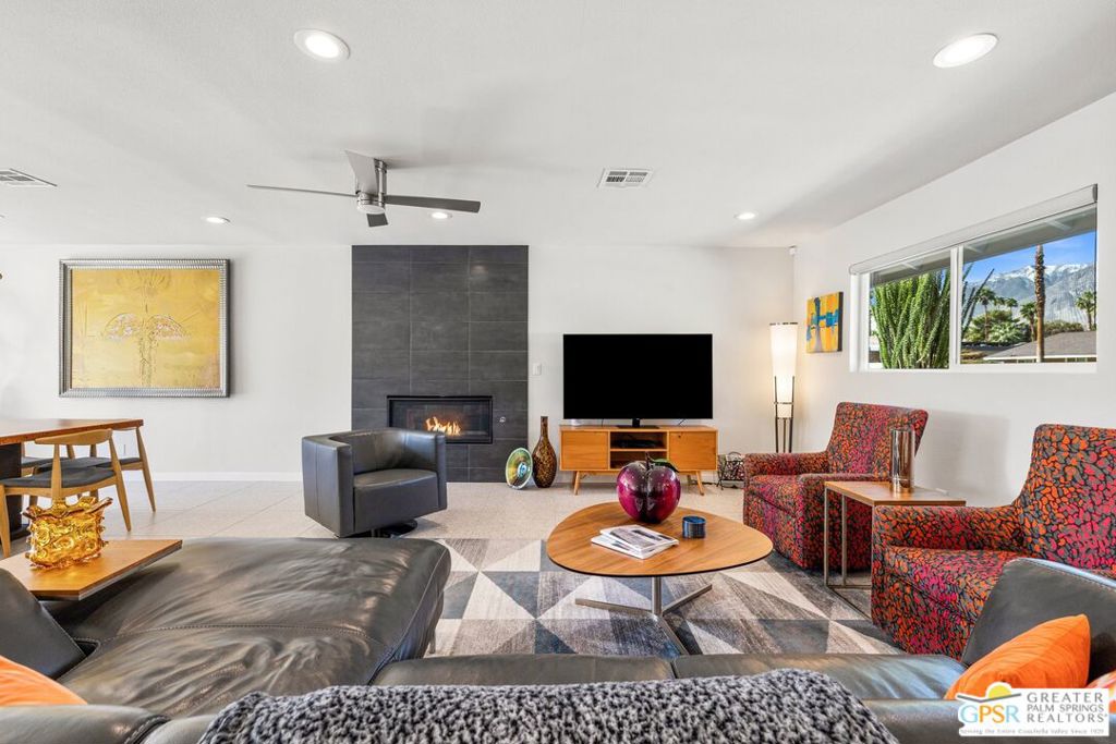 1244 S San Mateo Drive, Palm Springs, CA 92264
