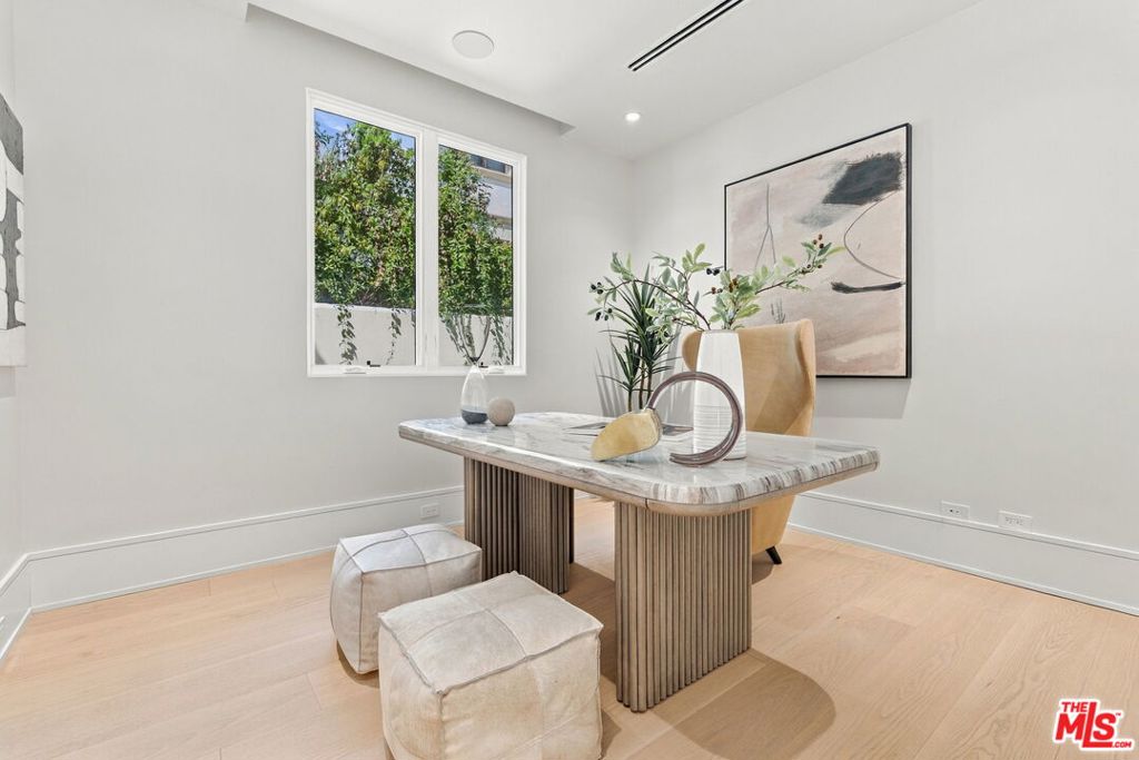 509 N Elm Drive, Beverly Hills, CA 90210