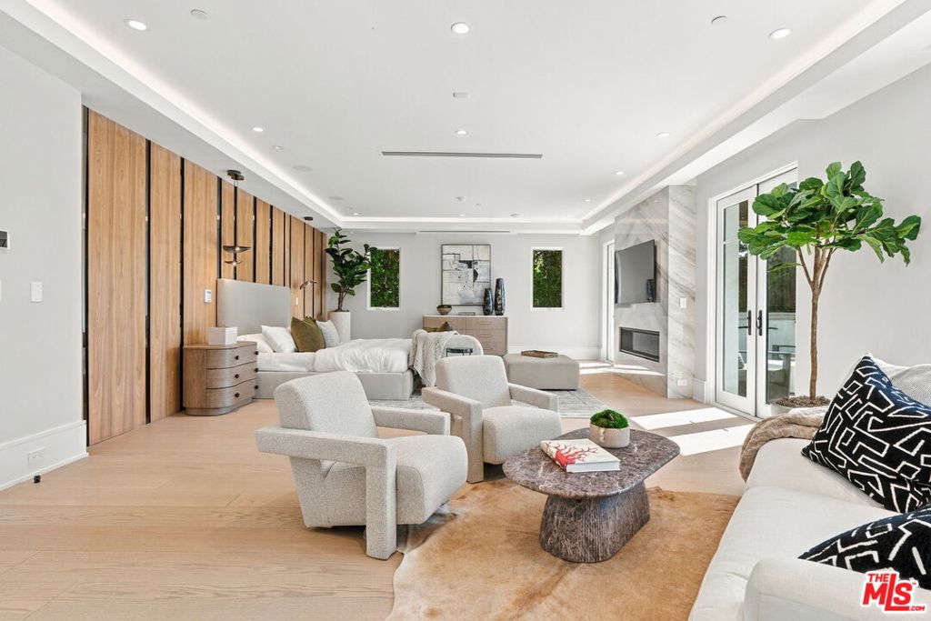 509 N Elm Drive, Beverly Hills, CA 90210