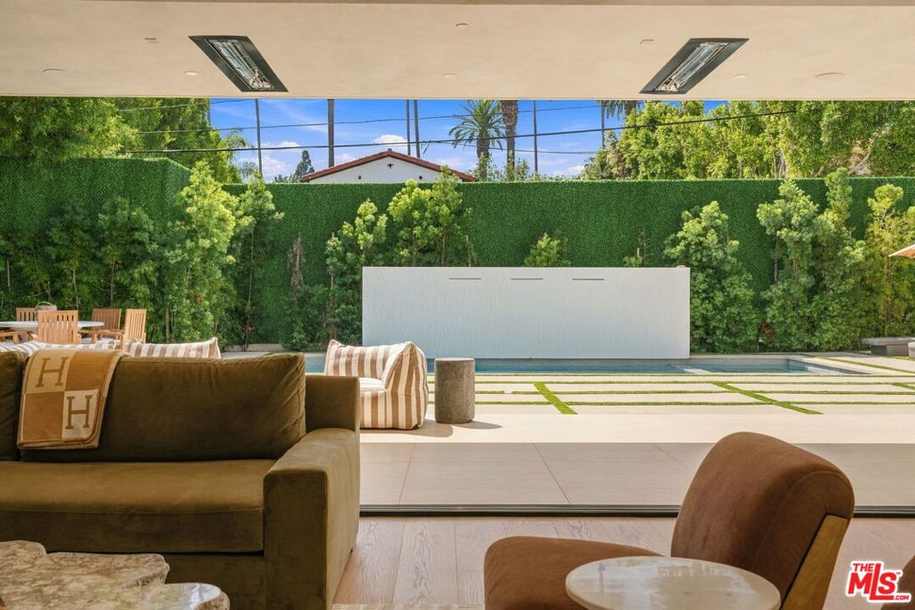 509 N Elm Drive, Beverly Hills, CA 90210