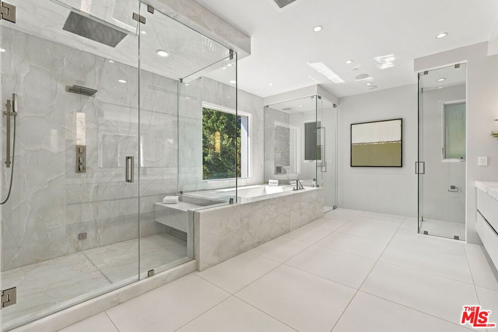 509 N Elm Drive, Beverly Hills, CA 90210