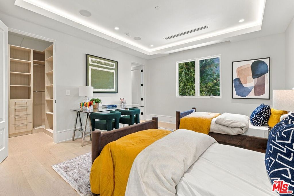 509 N Elm Drive, Beverly Hills, CA 90210