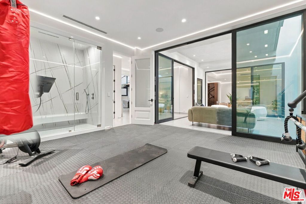 509 N Elm Drive, Beverly Hills, CA 90210
