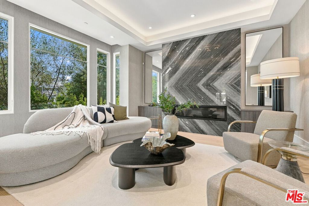 509 N Elm Drive, Beverly Hills, CA 90210